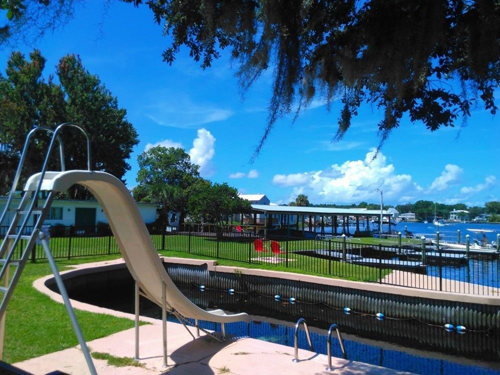 King'S Bay Lodge Crystal River Exteriör bild